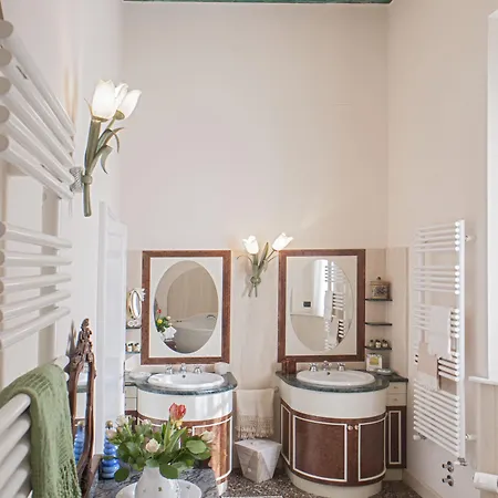 Dimora Storica Ai Casini D'ardenza Couette-café 3*